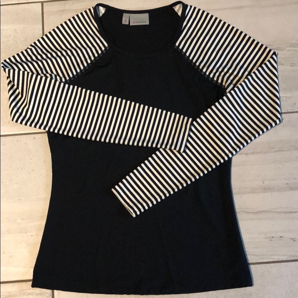 Athleta Rash-guard Long Sleeve-Size Small